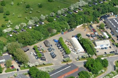 Luftfoto af genbrugsstationen